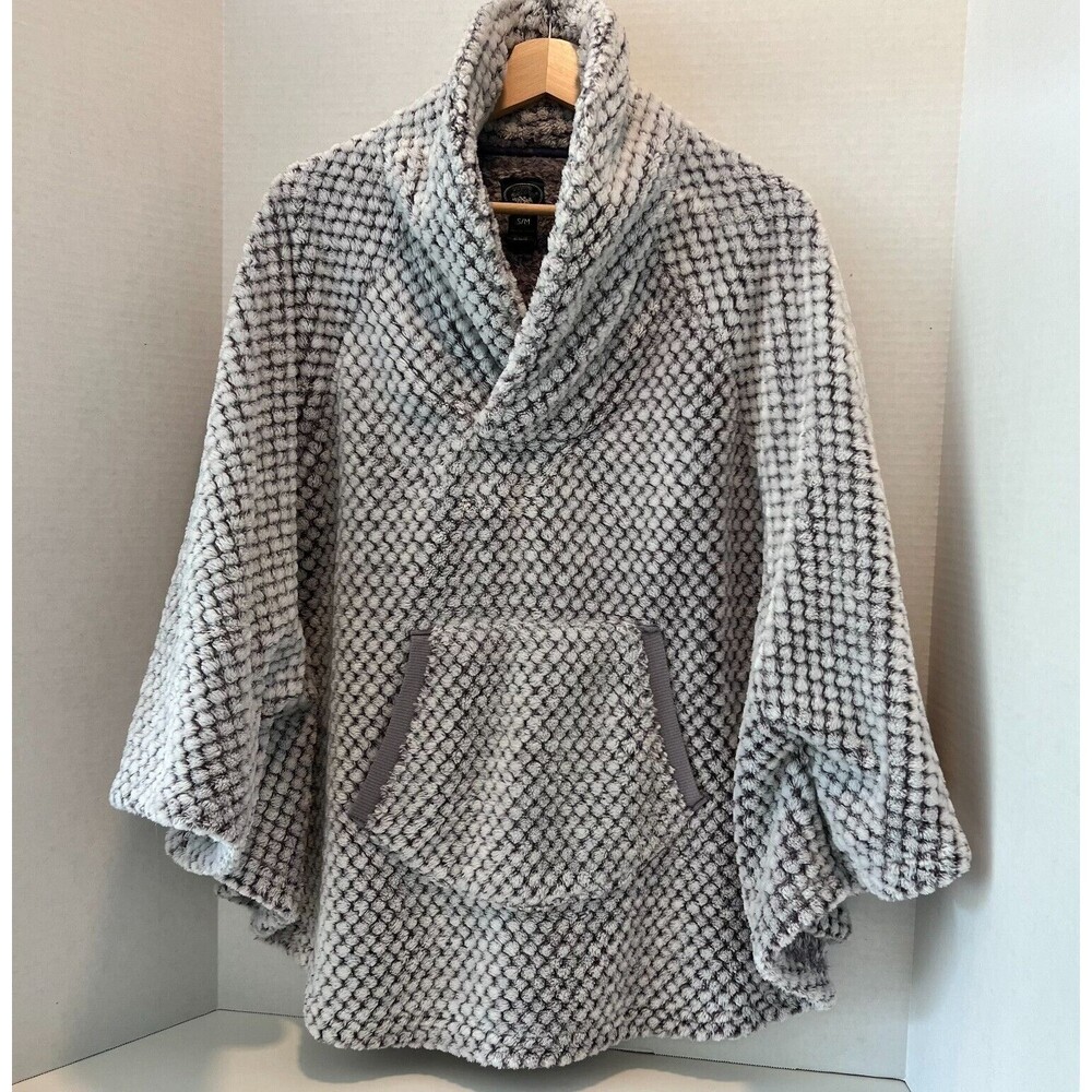 Laura Ashley S/M Quilted Poncho Taupe White and Grey